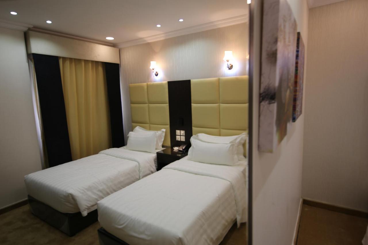 M Platinum Hotel Medina Esterno foto