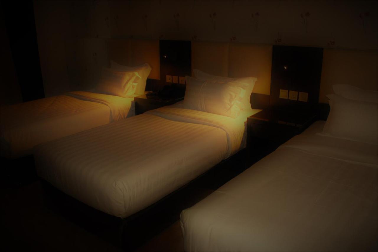 M Platinum Hotel Medina Esterno foto
