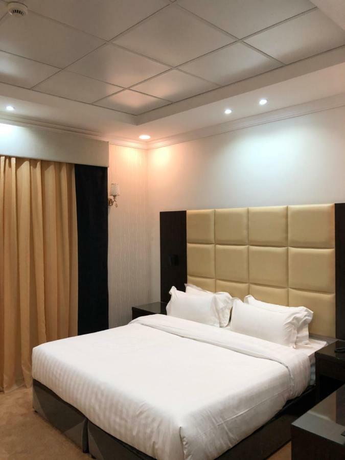 M Platinum Hotel Medina Esterno foto